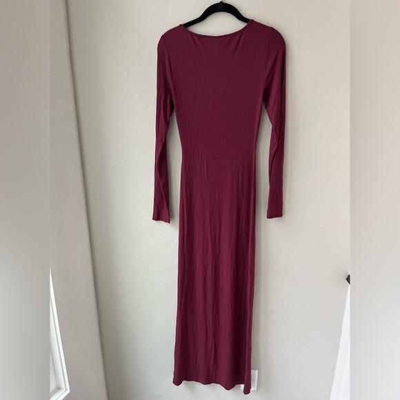 ♥️SKIMS SOFT LOUNGE LONG SLEEVE  RIBBED DRESS IN WINE M - Picture 5 of 5